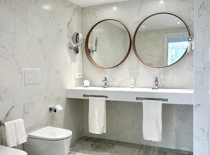 Smile Cavana Apartament *